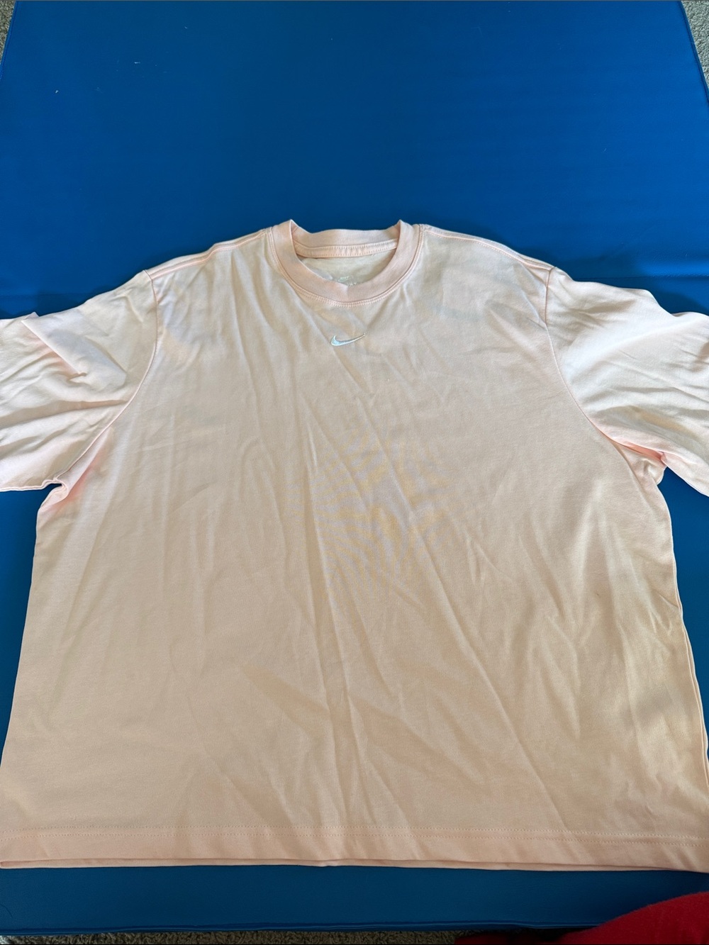 Nike Men’s Pale Pink Short-Sleeve Crew T-Shirt